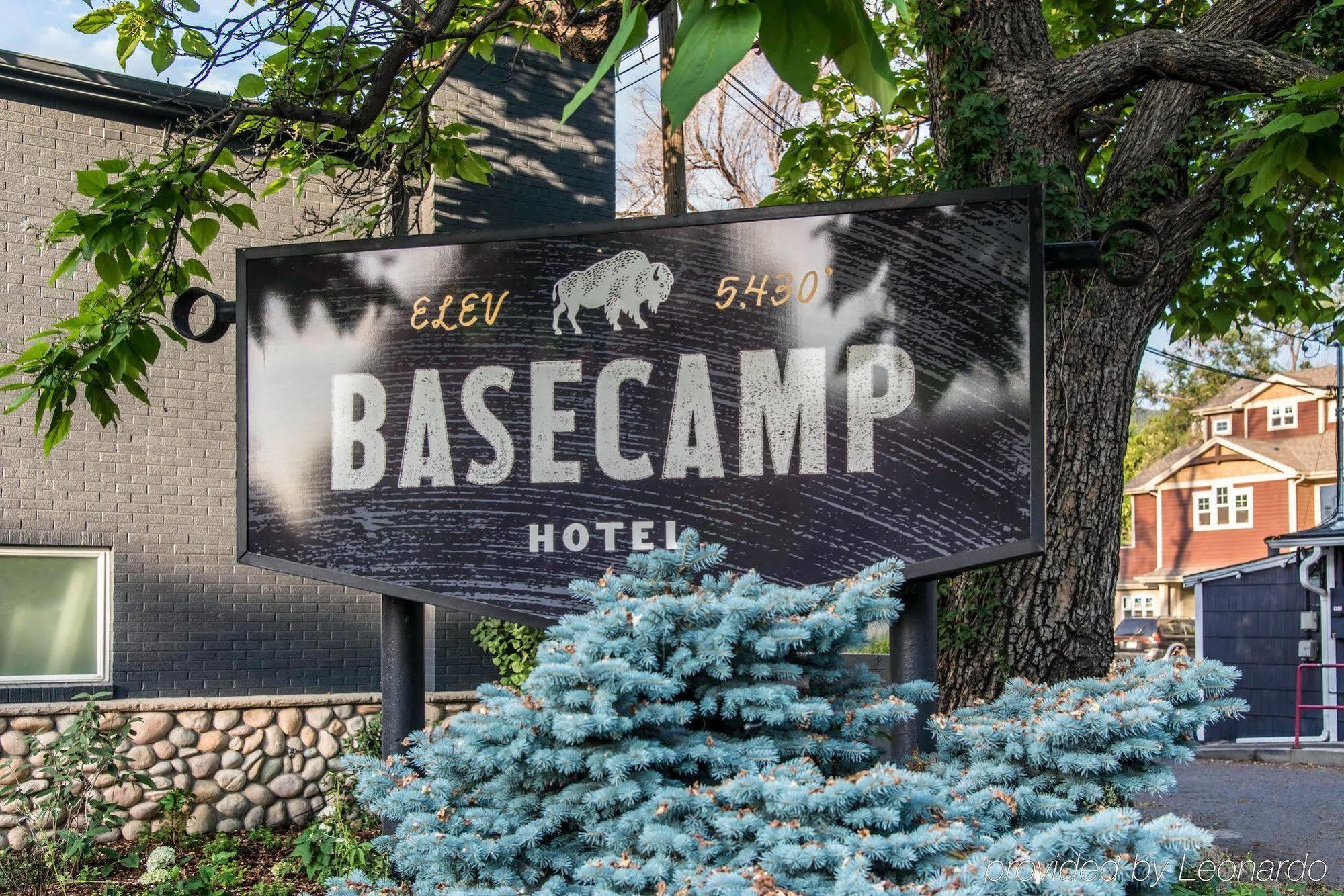 Basecamp Boulder Hotell Exteriör bild